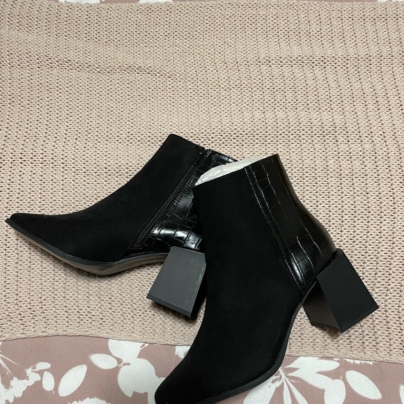 ASOS boots uk 6 Canadian 8/8.5 - Picture 4 of 4